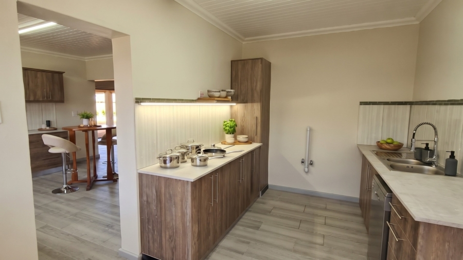 To Let 5 Bedroom Property for Rent in Long Acres Country Estate Western Cape
